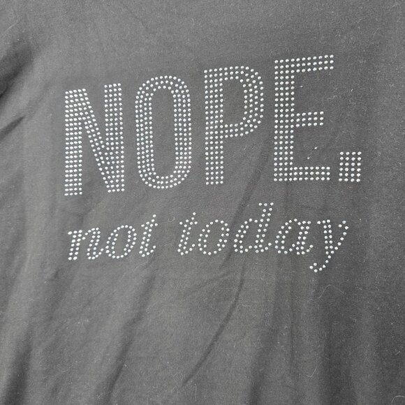 Womens Plus Size Graphic Black T-Shirt Size 8XL Polyester Pre-Owned. - Picture 2 of 5